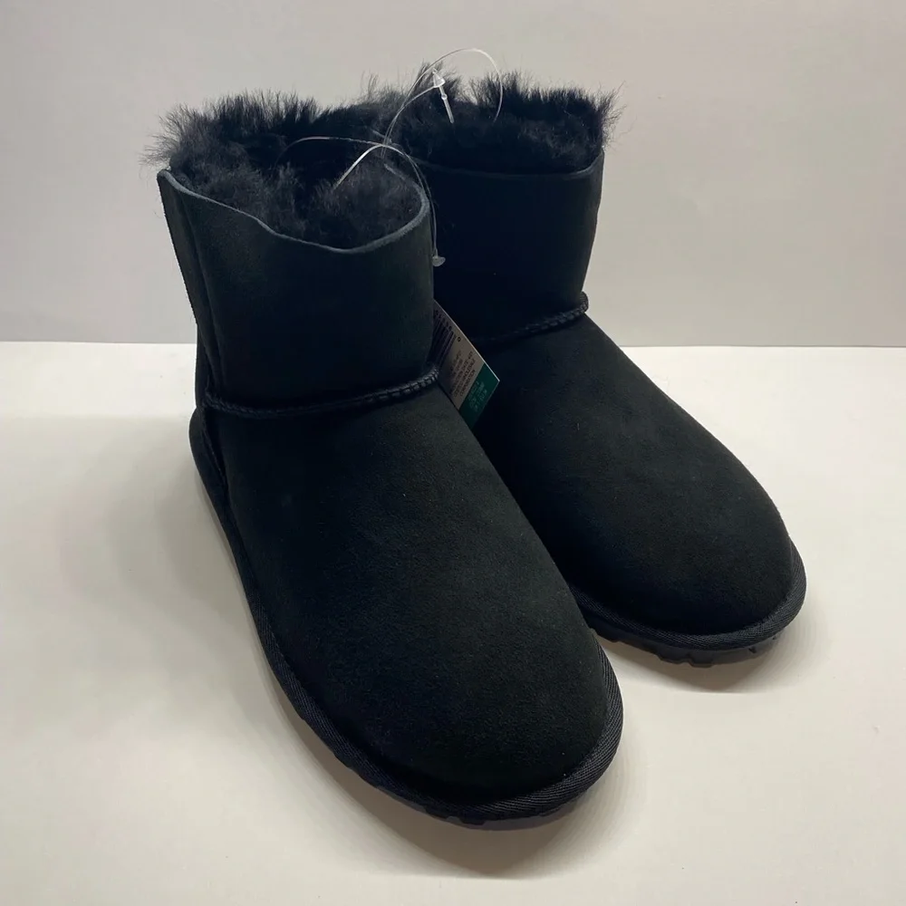 Girl’s Kirkland Signature Shearling Boots Black - Picture 1 of 5